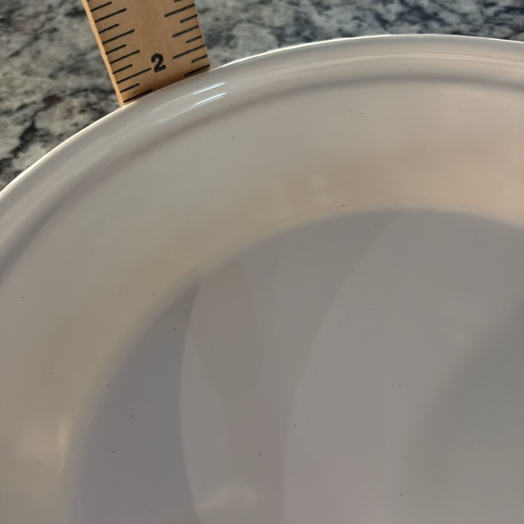 Vintage Keebler Elves pie dish with lid - Picture 7 of 7